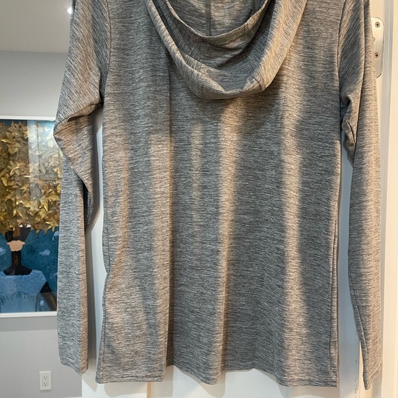 Patagonia hoodie - Picture 2 of 5